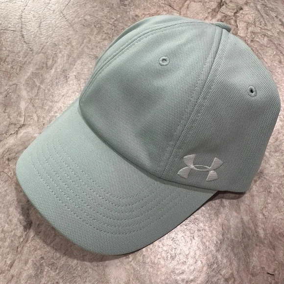 Under Armour Baseball Caps - Set of 4 - Picture 2 of 9